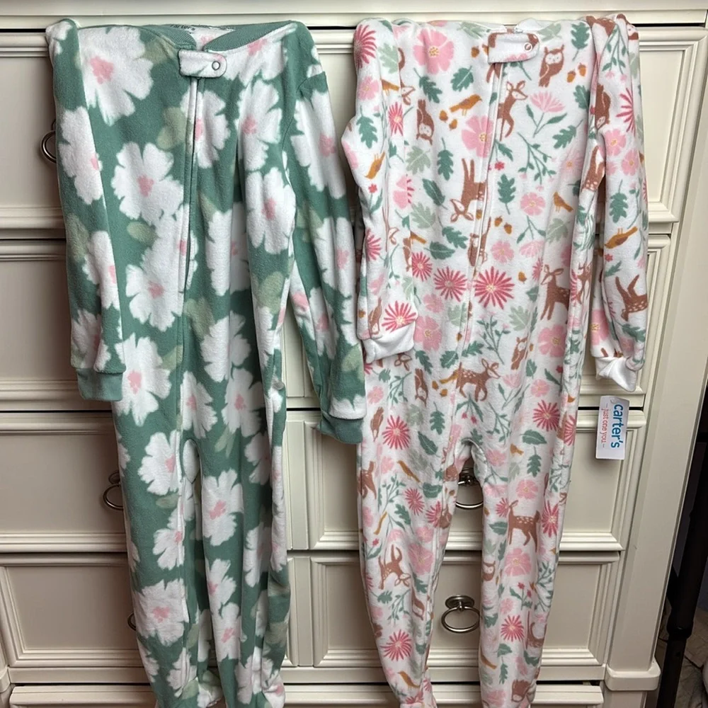 Set of 2 Carter's Fleece Green Pink and Pink White Floral Footie One Pie…